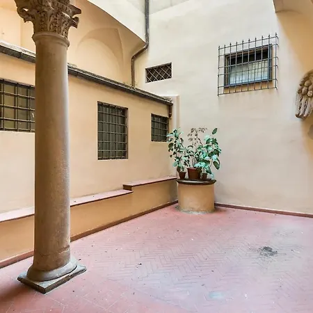 Residenza Degli Albizi Apartment *
